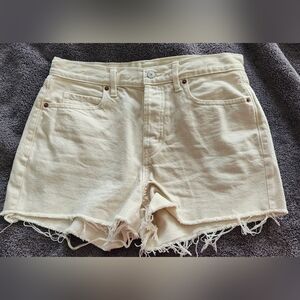 NWT Old Navy cream slouch button-up fly shorts sz 4